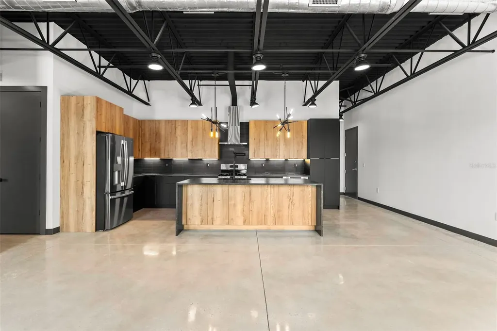 902 E Curtis Street Tampa FL 33603