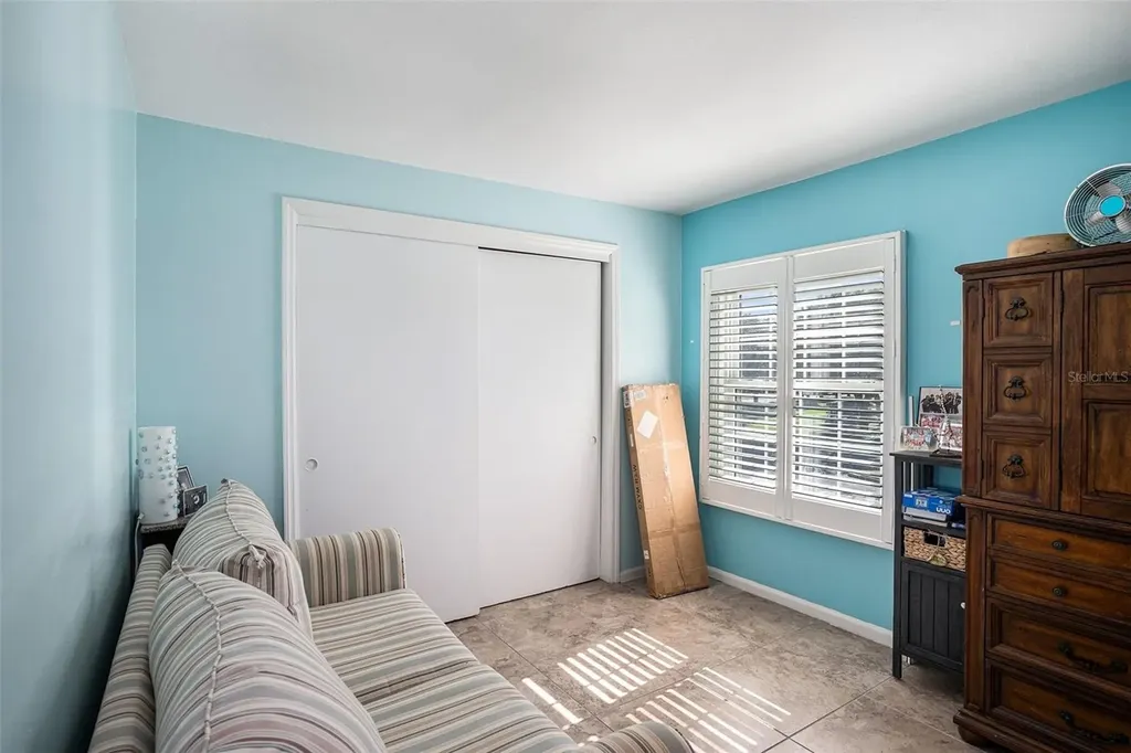 5176 Salmon Drive SE St Petersburg FL 33705