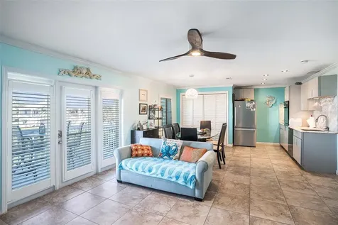 5176 Salmon Drive SE St Petersburg FL 33705