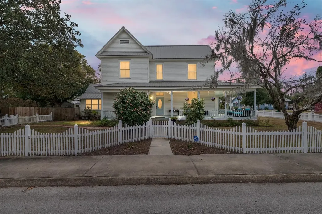 160 SE Saint Johns Street Lake City FL 32025