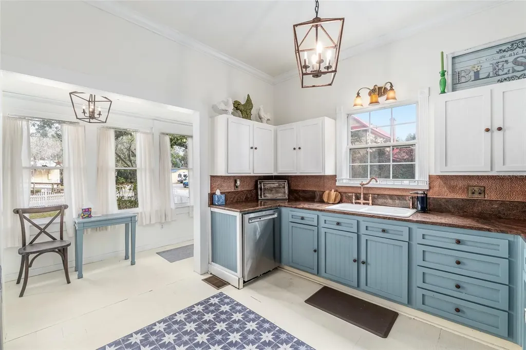 160 SE Saint Johns Street Lake City FL 32025