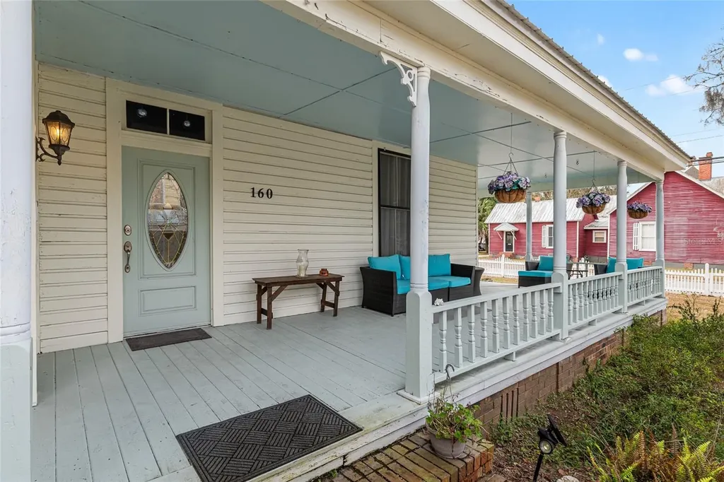 160 SE Saint Johns Street Lake City FL 32025