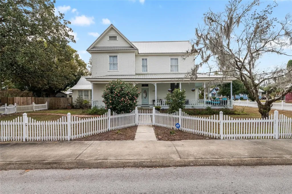 160 SE Saint Johns Street Lake City FL 32025