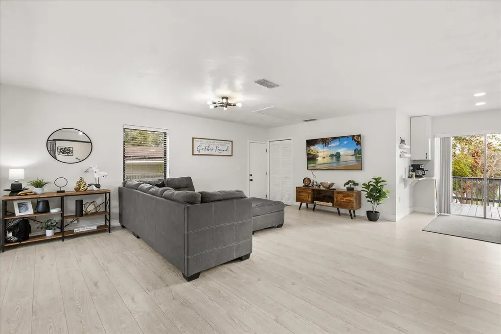 5127 Glasgow Avenue Orlando FL 32819