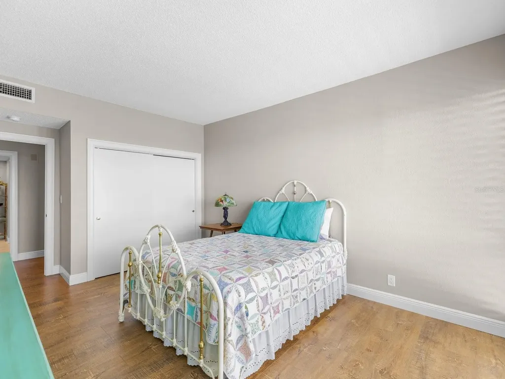 4 Belleview Boulevard Belleair FL 33756