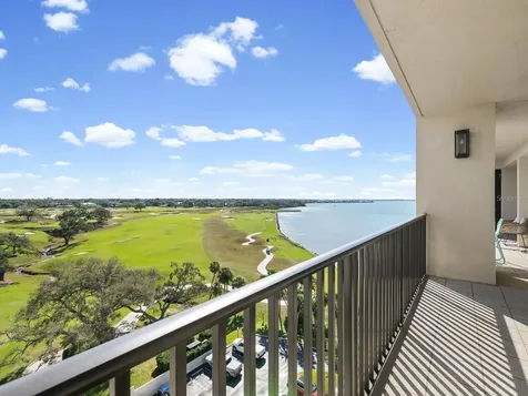4 Belleview Boulevard Belleair FL 33756
