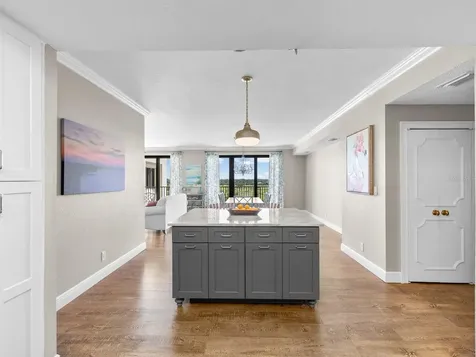 4 Belleview Boulevard Belleair FL 33756
