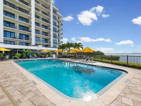 4 Belleview Boulevard Belleair FL 33756