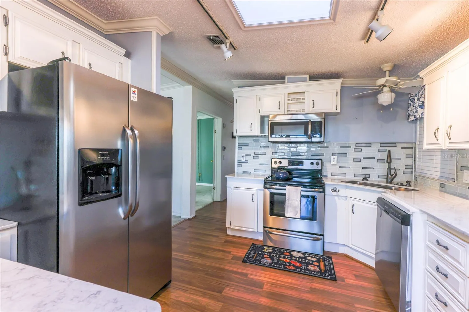 24805 Pine Hill Leesburg FL 34748