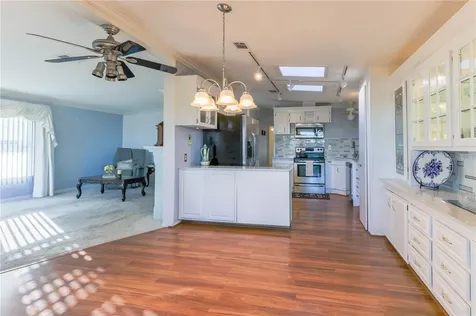 24805 Pine Hill Leesburg FL 34748