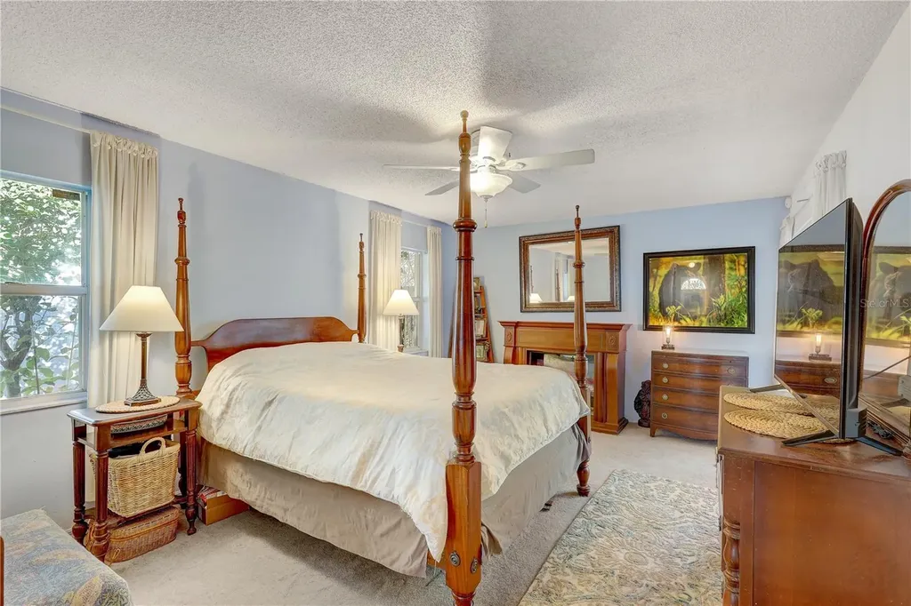 4001 Palau Drive Sarasota FL 34241