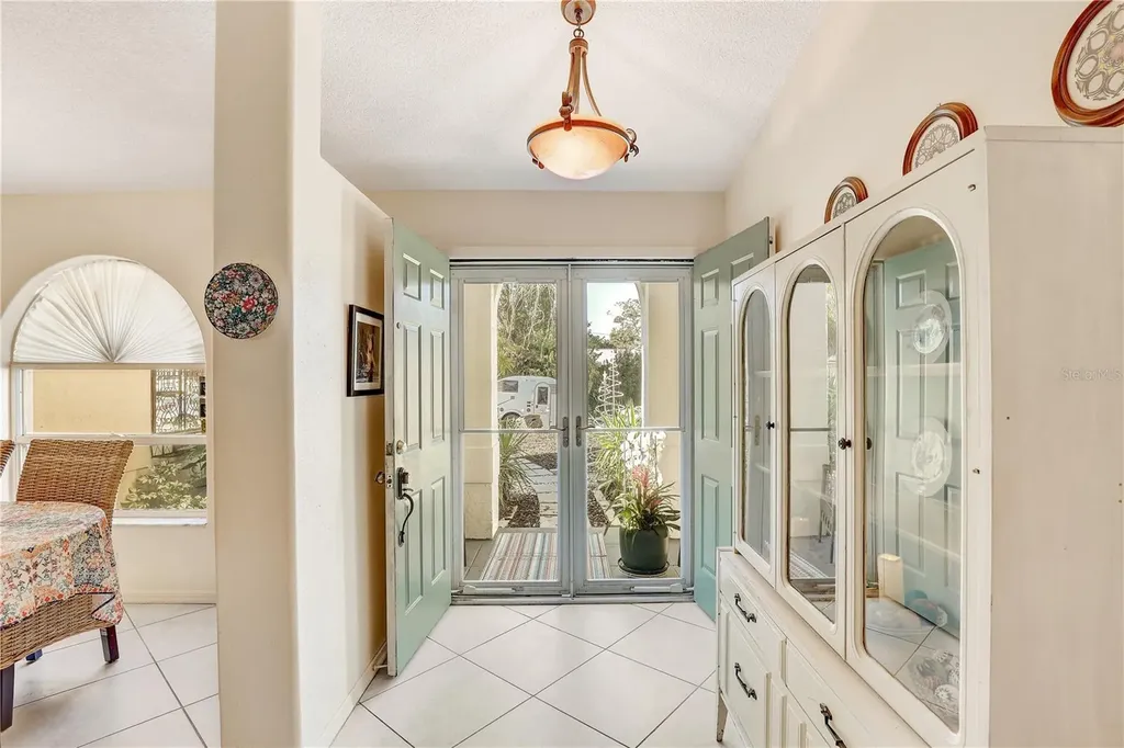 4001 Palau Drive Sarasota FL 34241