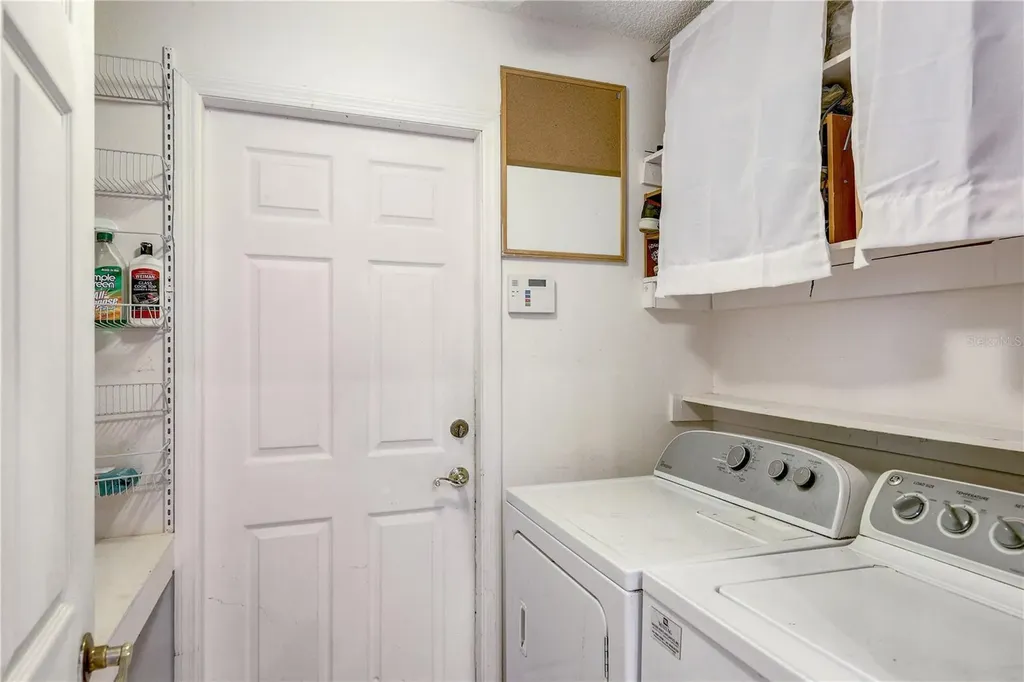 4001 Palau Drive Sarasota FL 34241