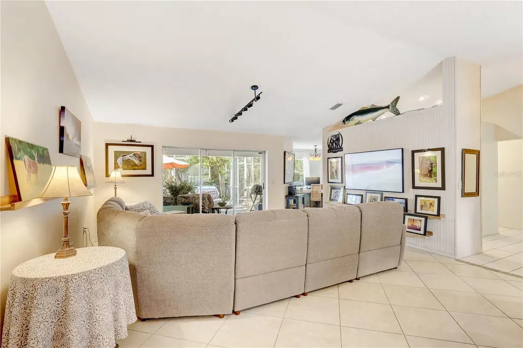4001 Palau Drive Sarasota FL 34241