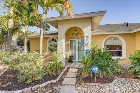 4001 Palau Drive Sarasota FL 34241