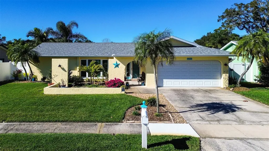 9078 134th Way Seminole FL 33776