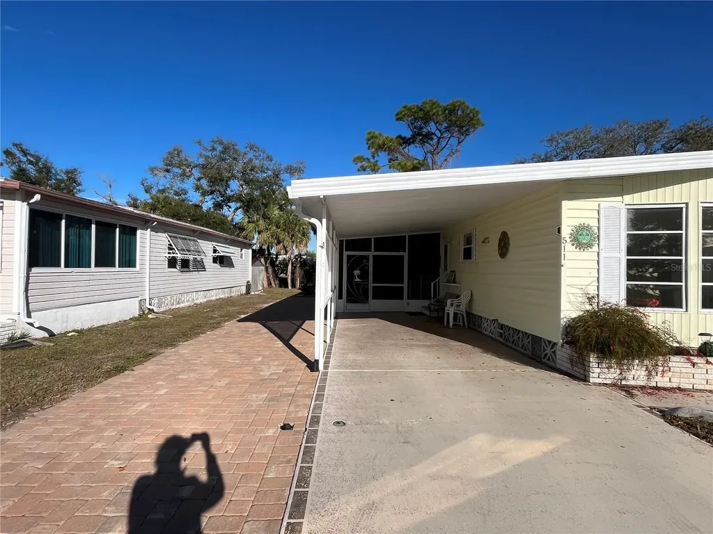 511 Cervina Drive N Venice FL 34285