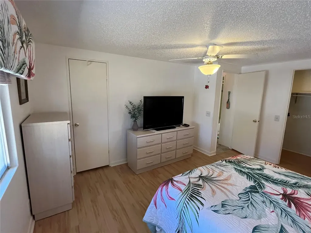 511 Cervina Drive N Venice FL 34285