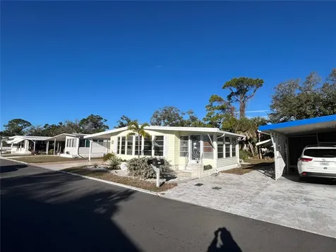 511 Cervina Drive N Venice FL 34285