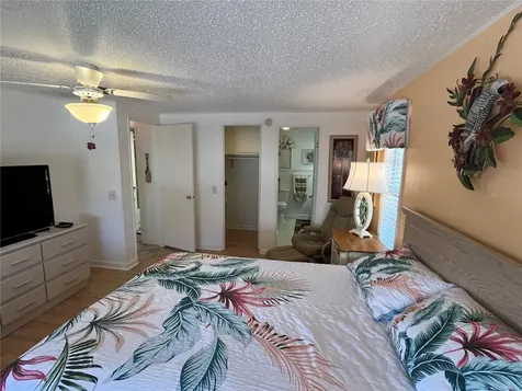 511 Cervina Drive N Venice FL 34285