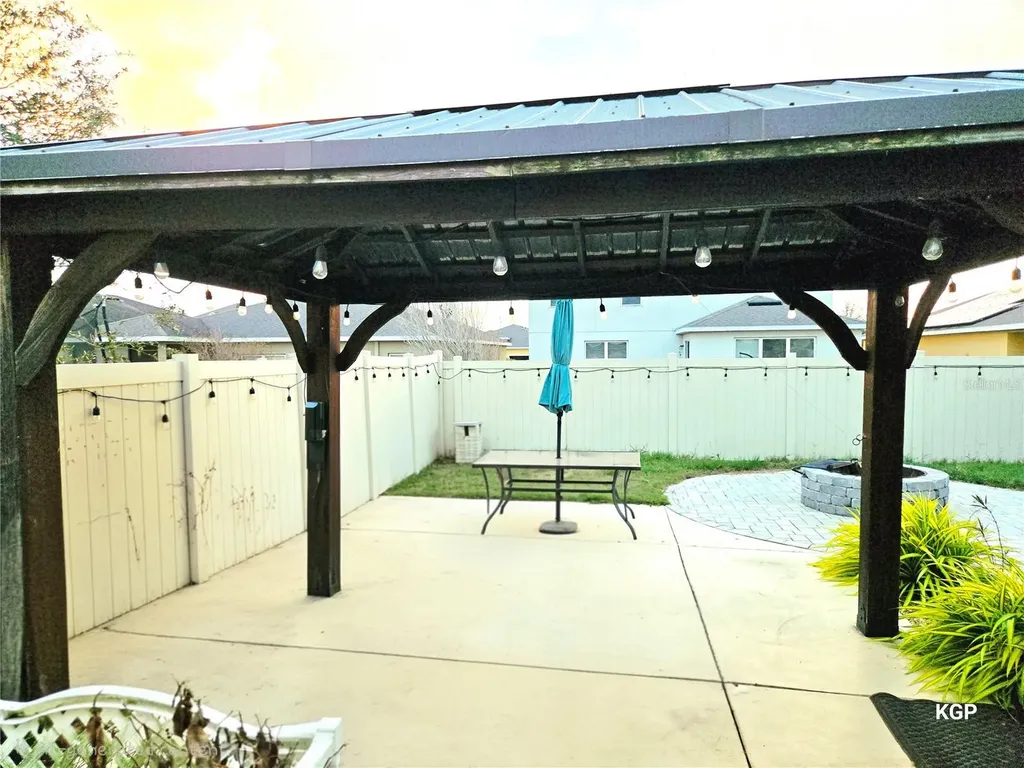 12021 Gillingham Harbor Lane Gibsonton FL 33534