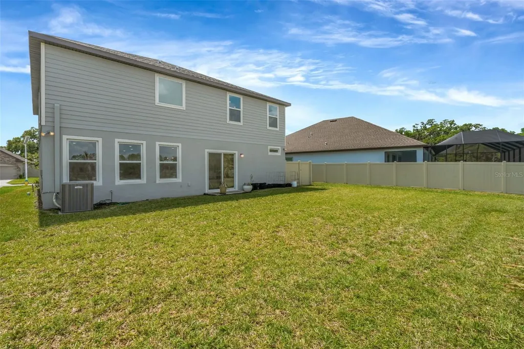 11495 June Briar Loop San Antonio FL 33576