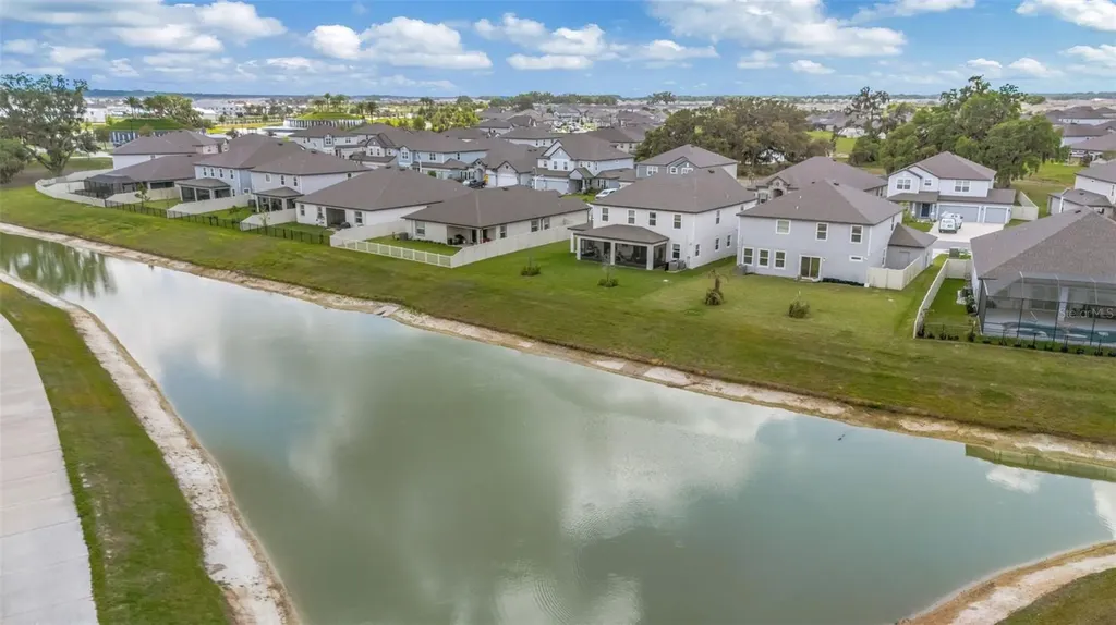 11495 June Briar Loop San Antonio FL 33576