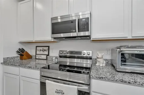11495 June Briar Loop San Antonio FL 33576