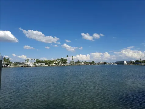 11355 3rd Street E Treasure Island FL 33706