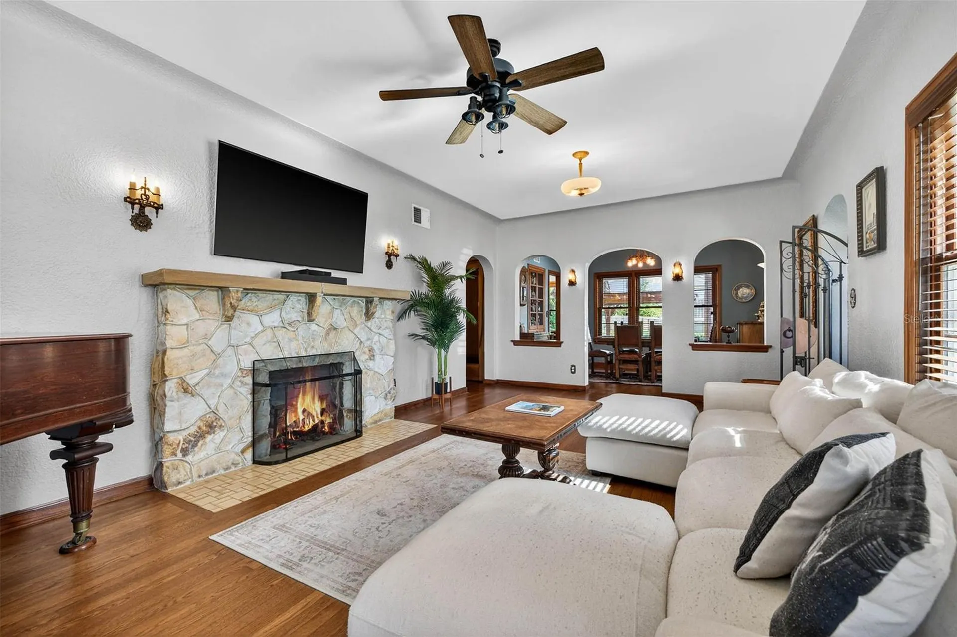 1431 22nd Avenue N St Petersburg FL 33704