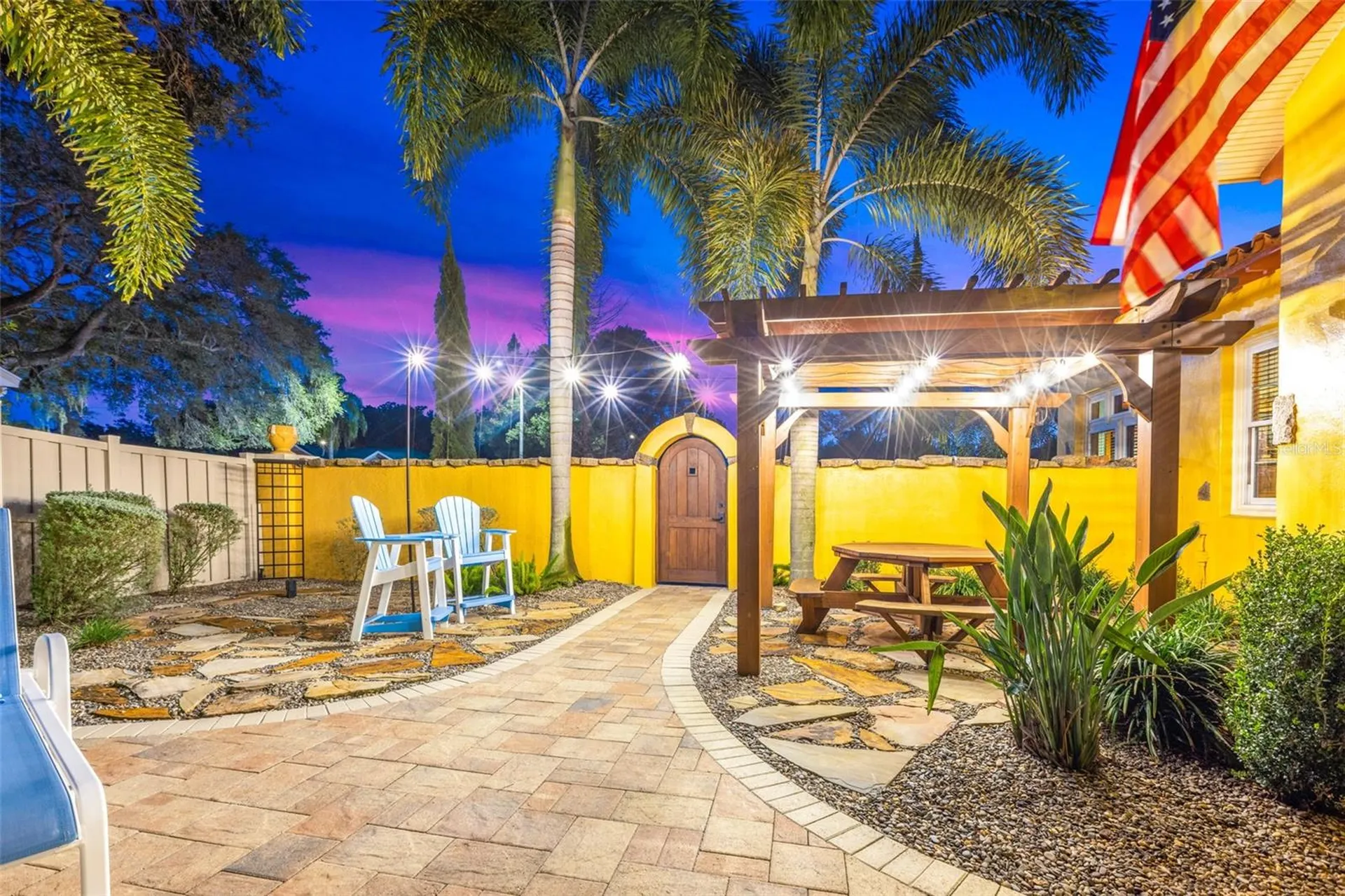 1431 22nd Avenue N St Petersburg FL 33704