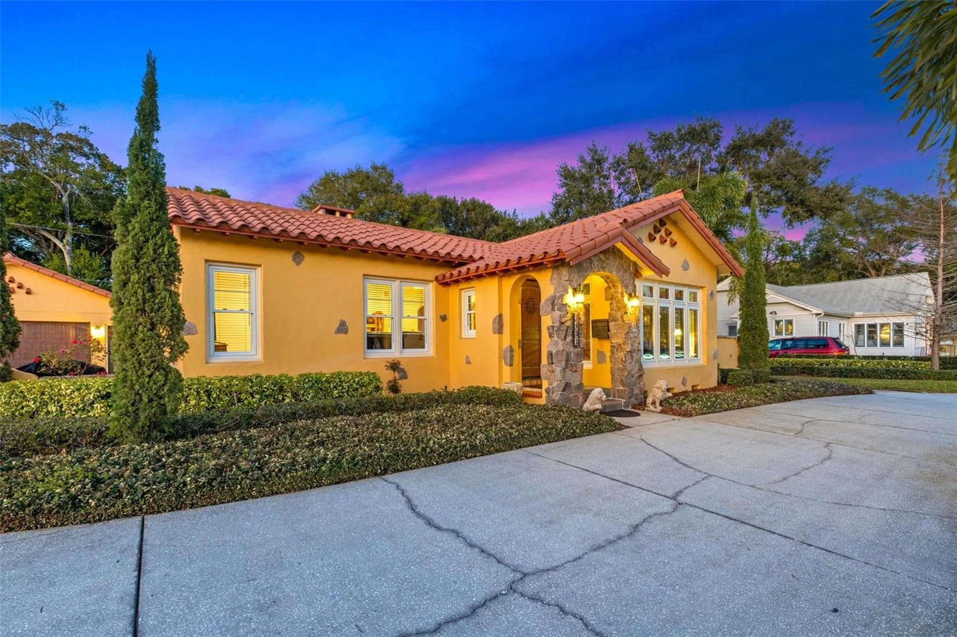 1431 22nd Avenue N St Petersburg FL 33704
