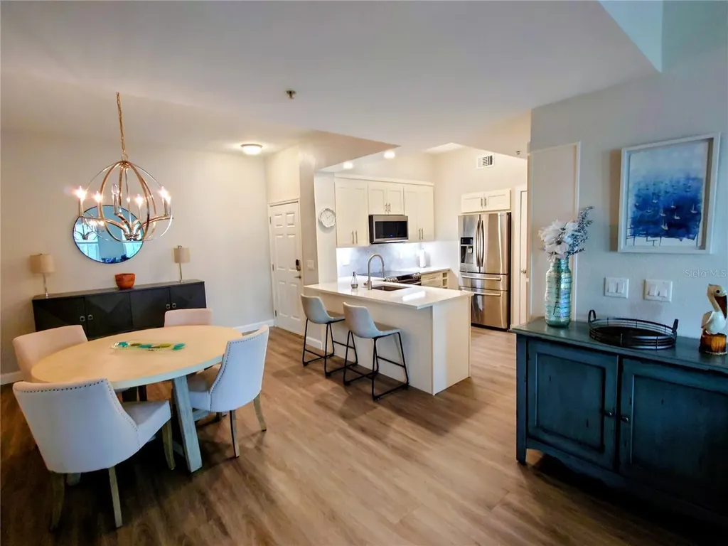 200 4th Avenue S St Petersburg FL 33701