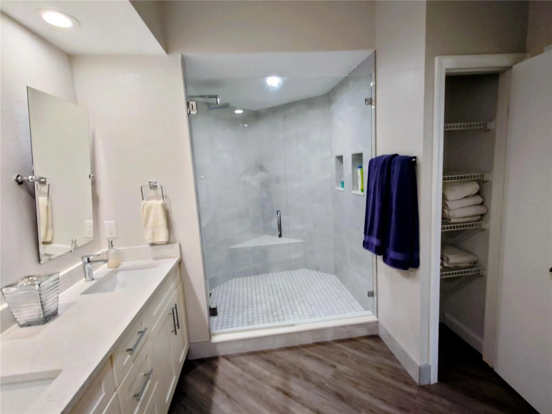 200 4th Avenue S St Petersburg FL 33701