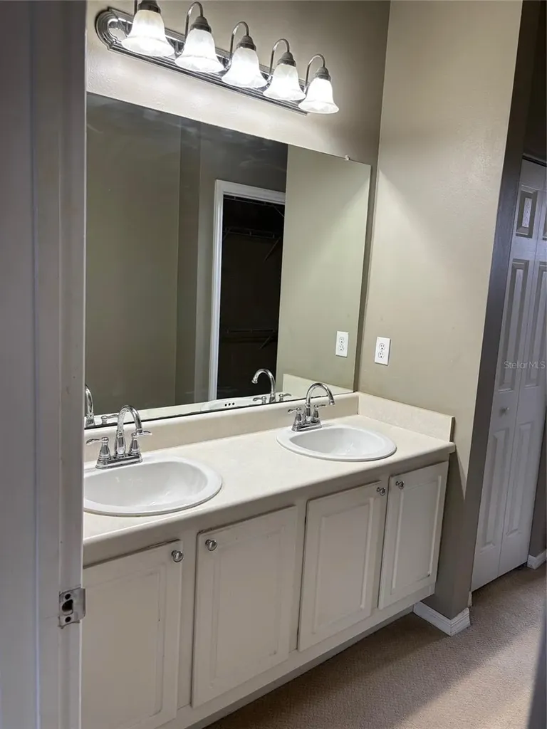 5691 Bentgrass Drive Sarasota FL 34235