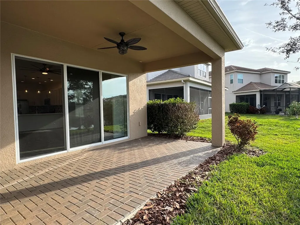 31045 Lindentree Drive Wesley Chapel FL 33543