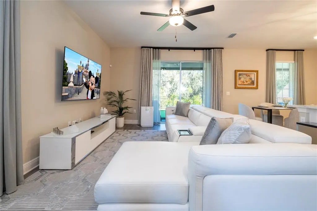 7768 Somersworth Drive Kissimmee FL 34747