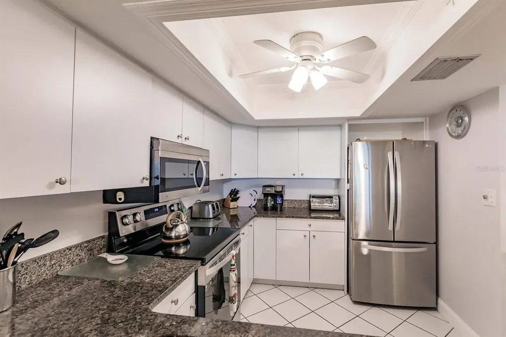 1125 W Peppertree Drive Sarasota FL 34242