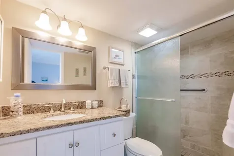 1125 W Peppertree Drive Sarasota FL 34242