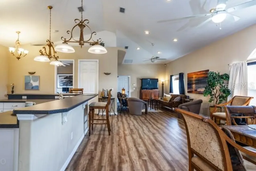 497 Grandview Avenue Ormond Beach FL 32176