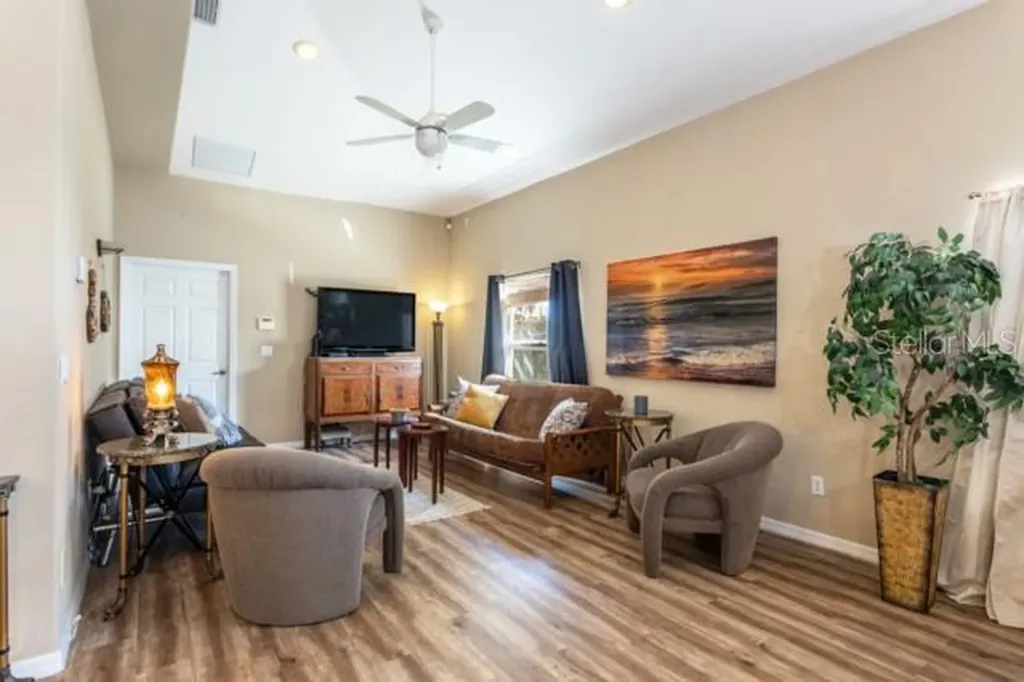 497 Grandview Avenue Ormond Beach FL 32176
