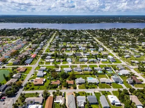 497 Grandview Avenue Ormond Beach FL 32176