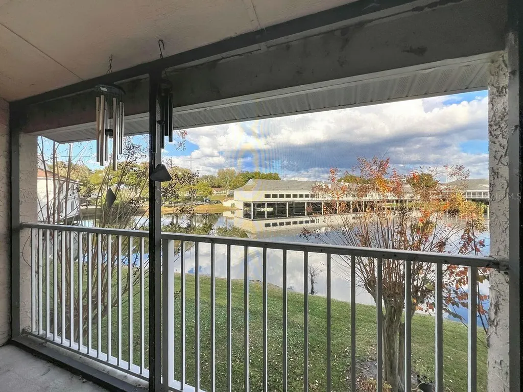 185 N Pearl Lake Causeway Altamonte Springs FL 32714