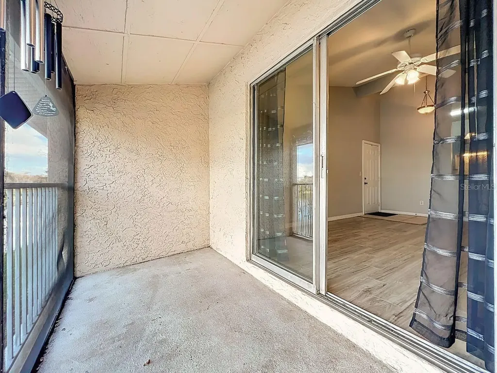 185 N Pearl Lake Causeway Altamonte Springs FL 32714