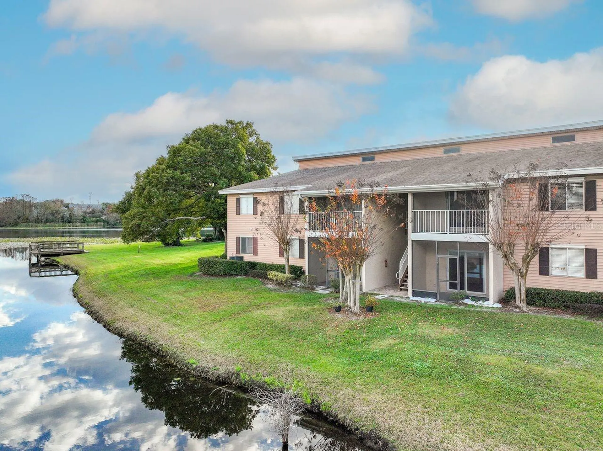 185 N Pearl Lake Causeway Altamonte Springs FL 32714