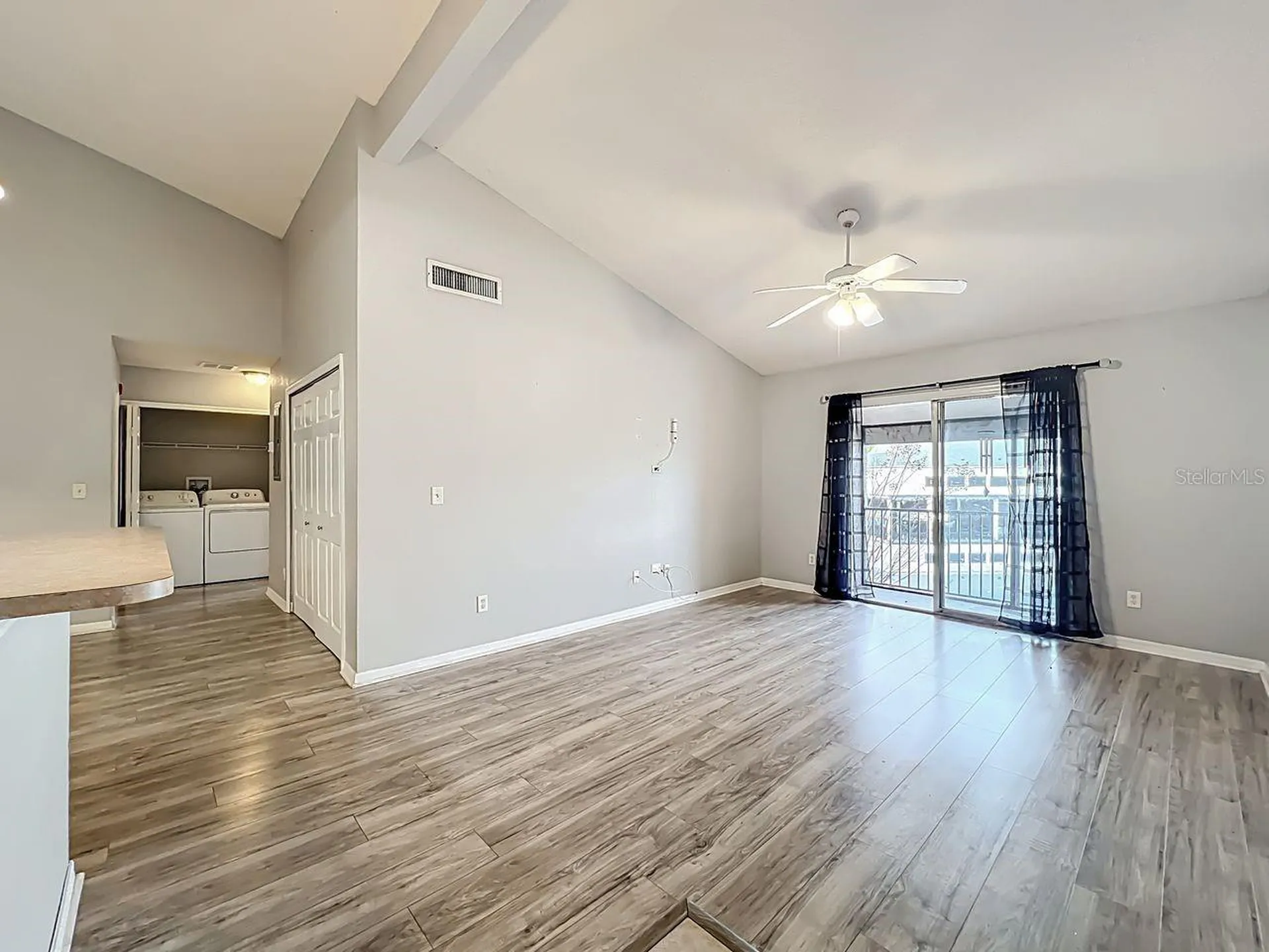 185 N Pearl Lake Causeway Altamonte Springs FL 32714