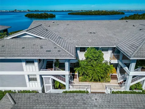 1389 Perico Pointe Cir Circle Bradenton FL 34209