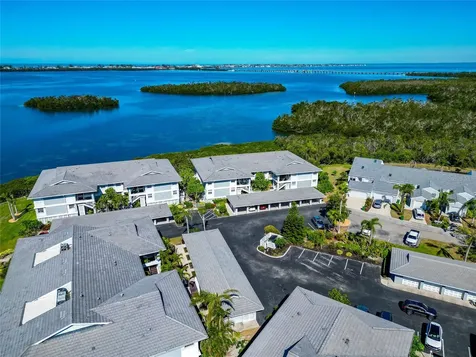 1389 Perico Pointe Cir Circle Bradenton FL 34209