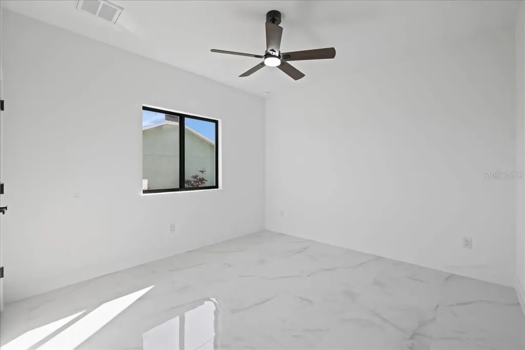 1501 NE 15th Terrace Cape Coral FL 33909