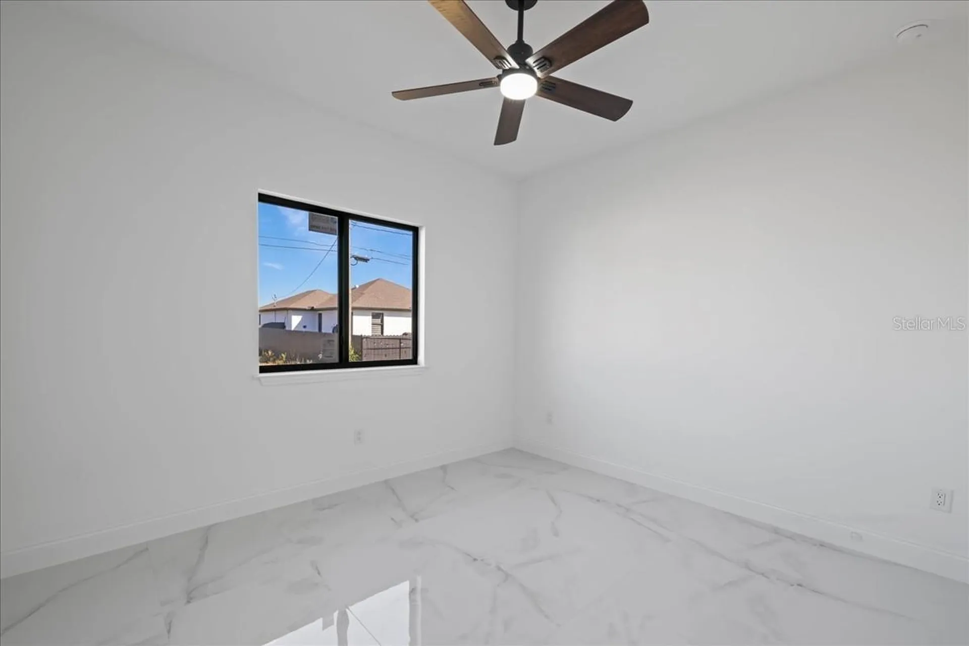 1501 NE 15th Terrace Cape Coral FL 33909
